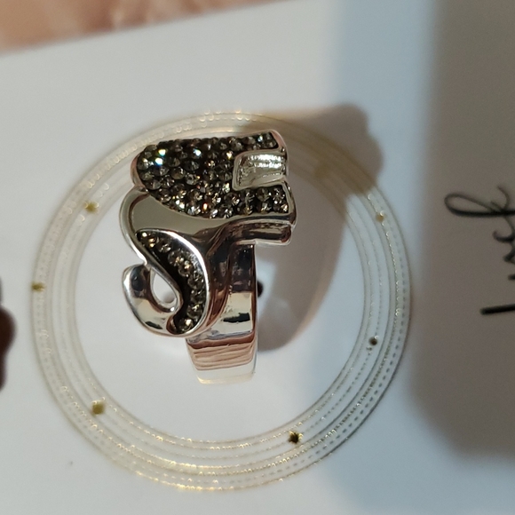 LA Rocks Elephant Ring - Picture 3 of 3